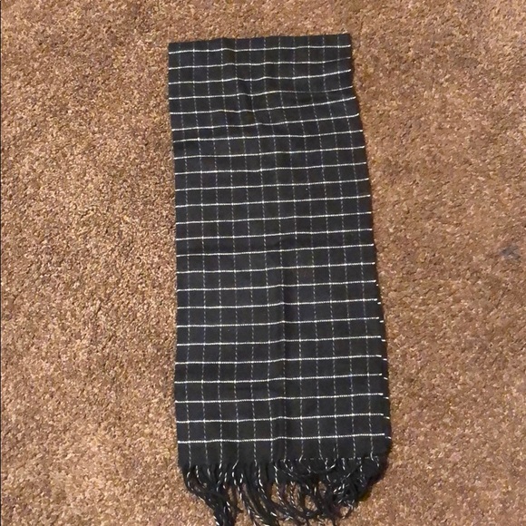 Accessories - Black Checkered Scarf